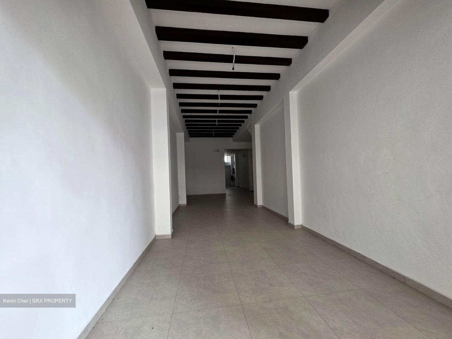 Beach Road (D7), Shop House #555934541